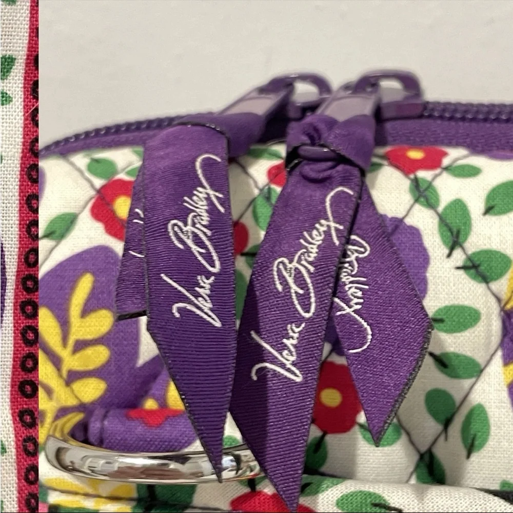 VERA BRADLEY Viva La Vera Case For TABLET/iPad Quilted w/Crossbody Strap Purple